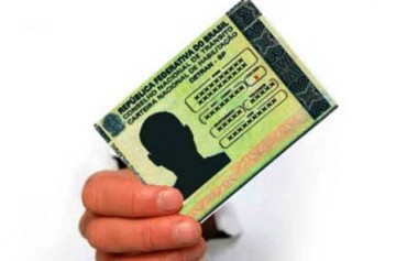 Motorista compra CNH falsa por R$ 1,2 mil, mas acaba preso em flagrante durante fiscaliza��o em rodovia