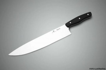 Auxiliar de cozinha � preso ap�s amea�ar prima com faca em Mar�lia