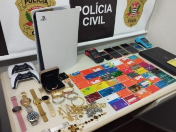 Ex-chefe de financeira � presa suspeita de comandar esquema de golpe em Gar�a