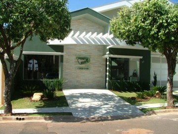 Confira as �ltimas tend�ncias para o ver�o 2014 na Ponto Zero