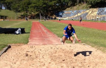 Caso Kelves: ex-atleta abandonado por Presidente Prudente vai ser avaliado para cirurgia no joelho