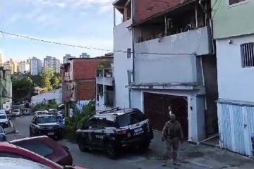 Opera��o da Pol�cia Civil e MPSP cumpre mandados contra membros do PCC em Presidente Prudente, Fl�rida Paulista, Irapuru, Presidente Venceslau