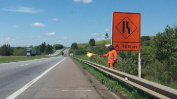 Obras na Rodovia Assis Chateaubriand (SP-425), entre os munic�pios de Martin�polis e Parapu�, deve interferir no tr�fego de ve�culos, nesta segunda
