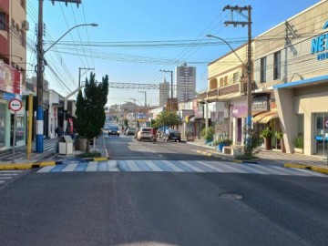 Com�rcio de Osvaldo Cruz tem hor�rio especial sexta e s�bado