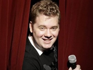 Ap�s piada, obeso agride comediante