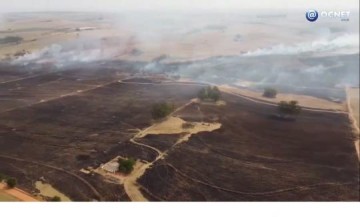 VDEO: Um incndio de grandes propores mobiliza por cerca de seis horas equipes dos Bombeiros, Defesa Civil e brigadistas da Usina Califrnia