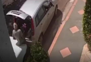 BIRIGUI: Homem � prensado por picape enquanto guardava flores no porta-malas e morre