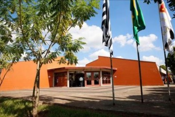 J�ri condena a 21 anos de pris�o homem que matou irm� a facadas por ci�mes de amizade com a ex-mulher, em Tarabai