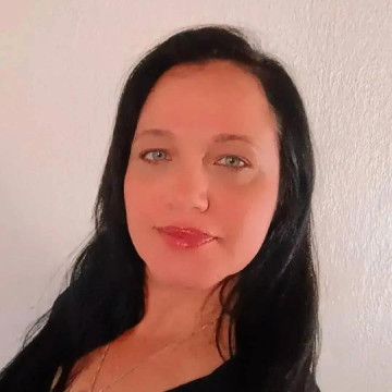 Mulher de 48 anos morre em acidente entre moto e carro em Osvaldo Cruz