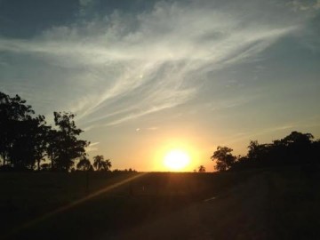 Segunda-feira de sol e tempo seco em Osvaldo Cruz