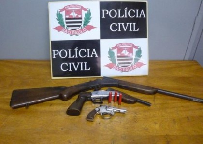 Armas foram apreendidas nesta quarta-feira (24) (Foto: Polcia Civil/Divulgao)