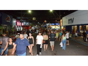 Com�rcio de Osvaldo Cruz prepara Promo��o Tic-Tac com lojas cheias de ofertas nesta semana