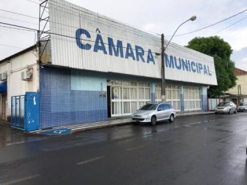 Faltou um voto: oposi��o n�o consegue derrubar veto da Prefeita Vera sobre proposta de reajuste de 53% no vale alimenta��o dos funcion�rios da C�mara