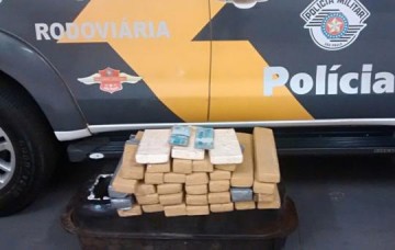 Pol�cia Rodovi�ria localiza mais de 30 kg de drogas em fundo falso dentro de tanque de combust�vel