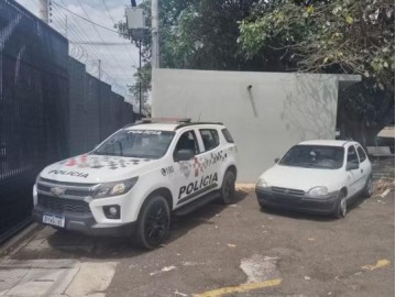 Homem tenta fugir, mas acaba preso na Vicinal M�rio Covas ap�s furtar um carro, em Junqueir�polis