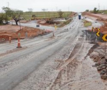 Liberado tr�fego na SP-294 entre os trevos de Fl�rida