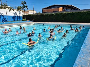 Prefeitura anuncia aulas gratuitas de hidrogin�stica no Conjunto Jubileu de Ouro