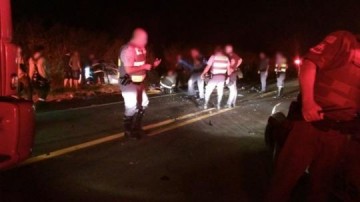 Acidente mata quatro pessoas entre Fl�rida Paulista e Pacaembu