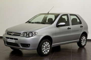Fiat apresenta Pallio 2011