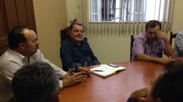 Deputado Bragato se rene com prefeitos, vices e lideranas em Osvaldo Cruz