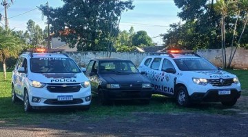 Pol�cia Militar apreende adolescentes com carro em Salmour�o