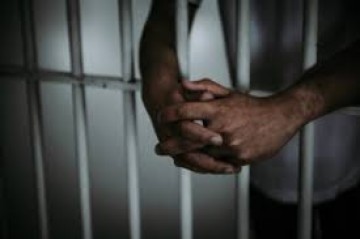 Pol�cia Militar prende homem por d�vida de pens�o aliment�cia