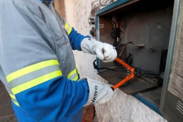 Nova lei pro�be corte de �gua e energia antes dos fins de semana e feriados em Sagres