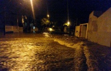 Chuva causa inundaes, estragos e transtornos em Adamantina