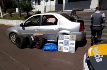 Fiscaliza��o apreende cigarros e pneus em Adamantina