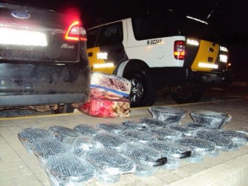 Pol�cia apreende mercadorias contrabandeadas e R$ 28,7 mil