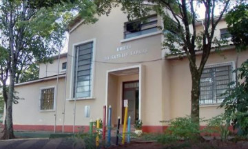 Alunos da Escola Municipal 'Get�lio Vargas' v�o estudar em outro endere�o at� reforma do pr�dio