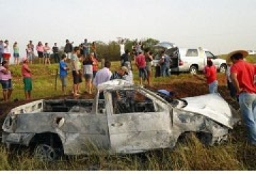 Jovem de 19 anos morre carbonizado em acidente na vicinal Dracena/Jacipor�