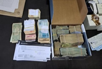 PM e Gaeco cumprem mandados e apreendem R$ 138 mil em opera��o contra tr�fico de drogas nas regi�es de Pres. Prudente e Campinas