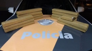 Contratado por R$ 1,4 mil para transportar maconha, adolescente de 15 anos acaba apreendido por tr�fico