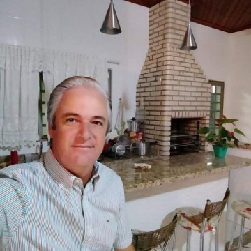 Acidente na estrada entre Parapu� e Lagoa Azul mata Neto Gimenes