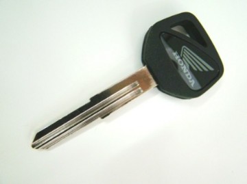 V�tima impede furto de moto na zona rural de OC