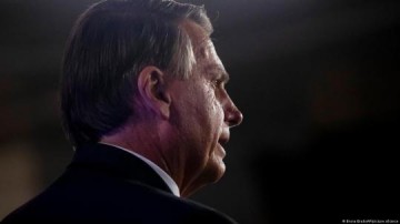 Ex-presidente Jair Bolsonaro deve passar por nova cirurgia no intestino