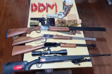 Pol�cia Civil apreende arsenal de armas e muni��es em caso de viol�ncia dom�stica sob investiga��o