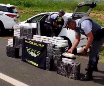 Motorista � preso com mais de 227kg de maconha escondidos em porta-malas e banco de ve�culo