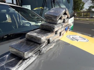 Boliviano � preso em flagrante com carga de maconha dentro de �nibus em Presidente Prudente