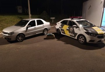 Pol�cia Rodovi�ria localiza mais de 55 kg de maconha em fundo falso e prende homem em flagrante