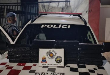 OC: For�a T�tica apreende mais de 15 quilos de maconha e prende dois homens