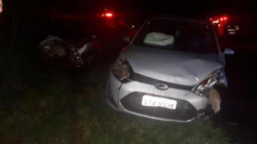 Del Rey e Fiesta batem na vicinal Osvaldo Cruz � Sagres e fazem uma v�tima grave