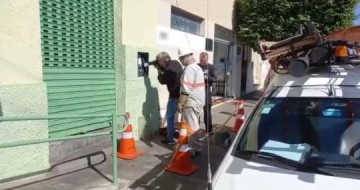 Opera��o de combate a furtos e fraudes de energia el�trica identifica 32 irregularidades em Osvaldo Cruz e Parapu�