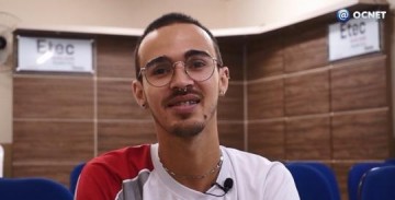 V�DEO: Aluno da Etec Amim Jundi vai passar um m�s na Inglaterra