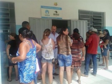 Migalhas da Defesa Civil de SP para v�timas de temporal em Osvaldo Cruz