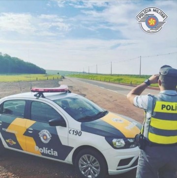 Pol�cia Rodovi�ria de Adamantina identifica procurado pela justi�a durante opera��o �Rodovia Mais Segura�