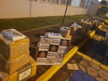 Abordagem policial apreende 40 mil rel�gios de pulso oriundos do Paraguai na Rodovia Raposo Tavares