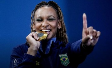 COB vai pagar R$ 4,6 milh�es aos medalhistas brasileiros; Rebeca � atleta mais premiada