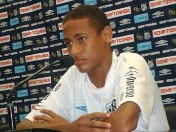 Neymar quer dar outro chap�u em Chic�o